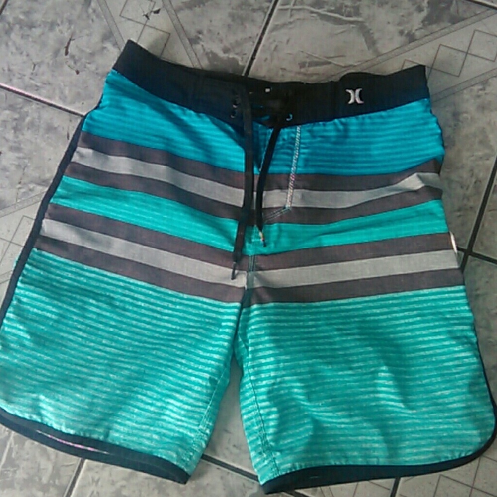 Hurley shorts